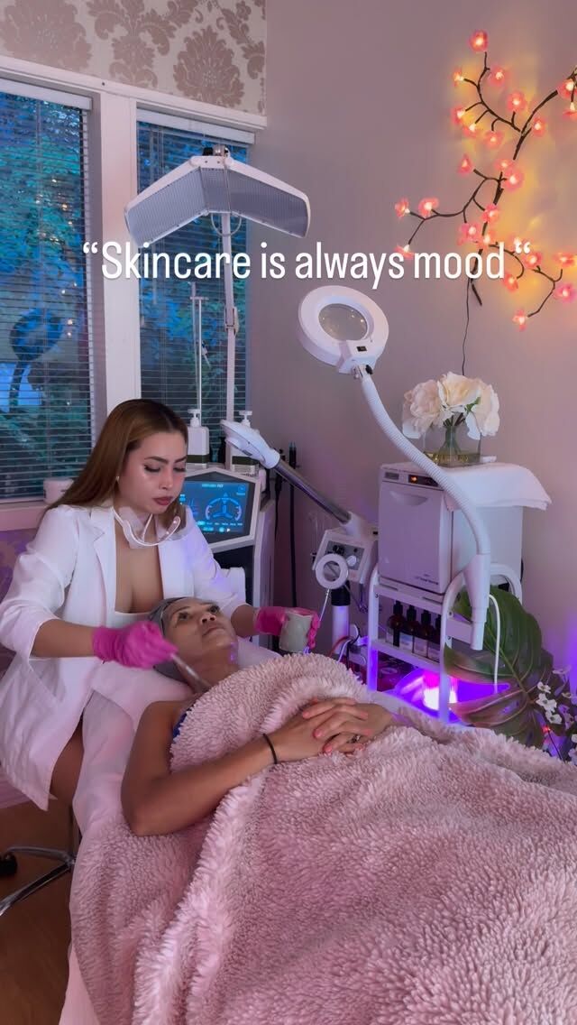 Home - Orange County Microblading, Facials, Lash Extensions 183 Happy Saturday our beautiful clients.Weve been so booked the past weeks, sorry for being MIAWe have aFew spots left for next week ladies for facial, microblading and lash extensions laguna niguel orange county.We are almsot booked for October 👻🎃Holidays and festivities 🥳 is here.Let’s get that beauty party started.Time for some refresh.Book An Appointment: dmodernbeauty.com#skincare #facial #microblading #orangecounty #lagunaniguel #danapoint #lagunabeach